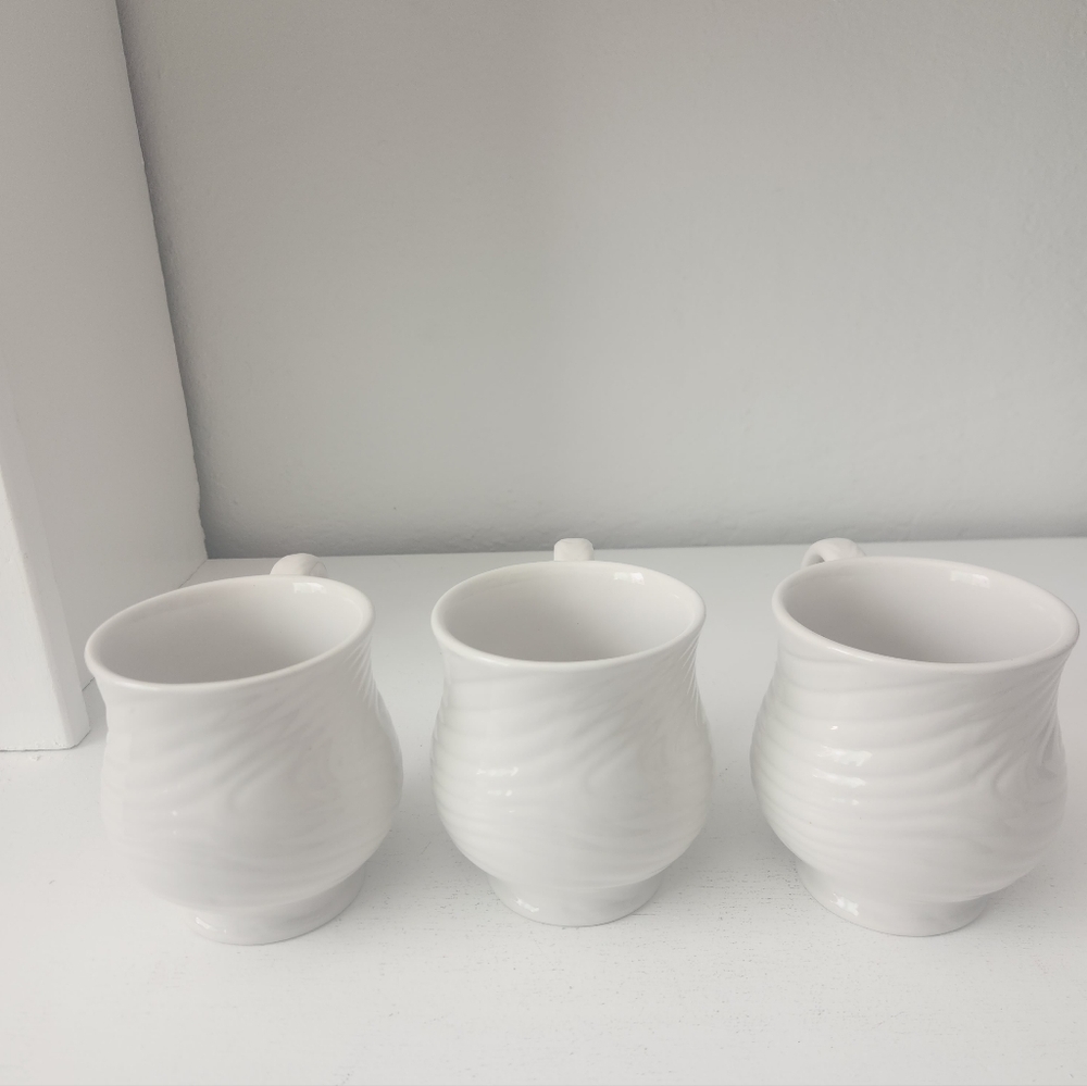 Temptations White Woodland Embossed Mug Set Of Three 16oz - Picture 4 of 7
